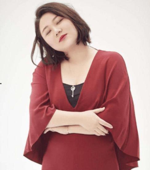 杨天真爆料娱乐圈视频,杨天真揭露惊人内幕 第1张 杨天真爆料娱乐圈视频,杨天真揭露惊人内幕 第1张